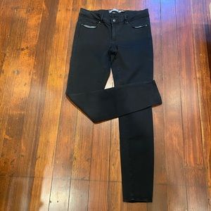 Paige Verdugo Jegging